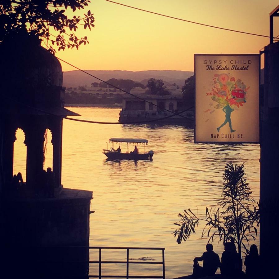 Gypsy Child Lake Hostel Udaipur Dış mekan fotoğraf