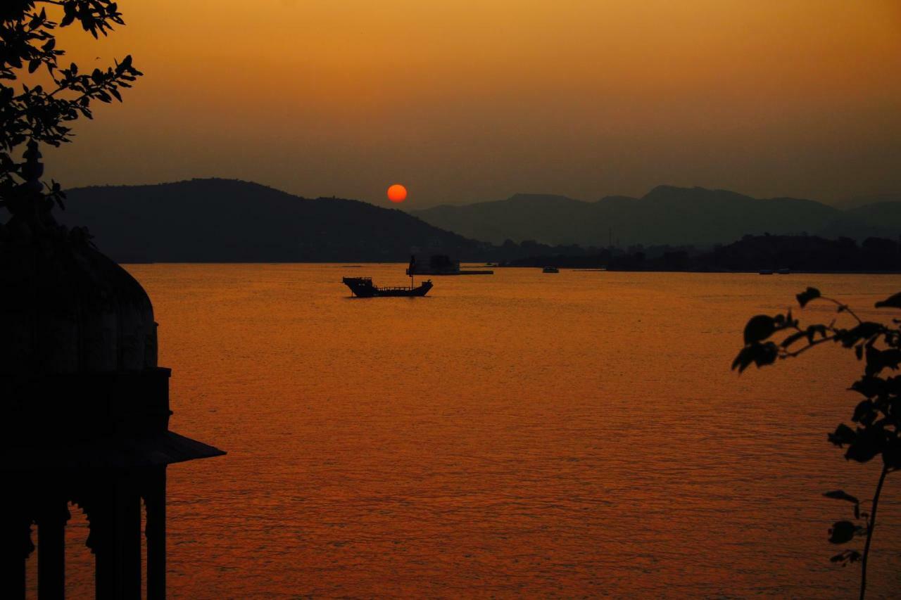 Gypsy Child Lake Hostel Udaipur Dış mekan fotoğraf